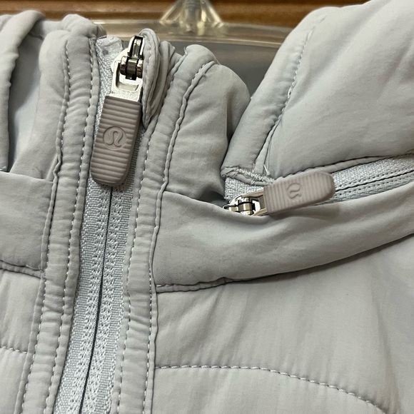 Lululemon Extra Mile Vest Gray Size 6 in Gray - Picture 3 of 11
